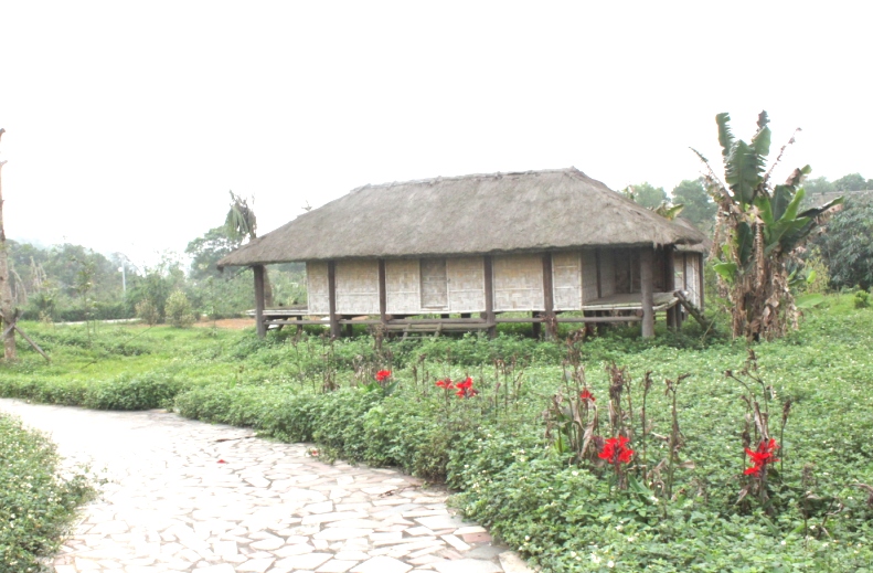 Les maisons sur pilotis de style Raglai